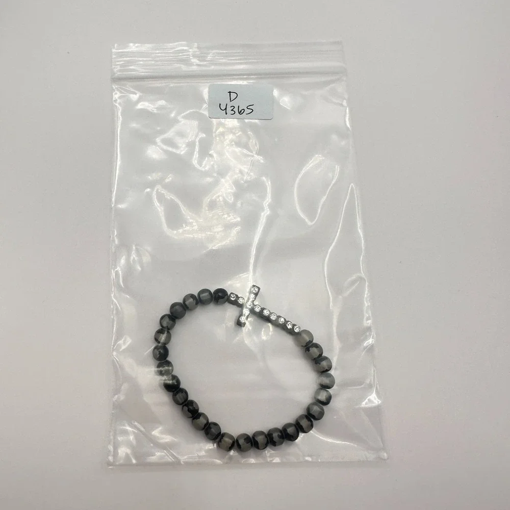 Vintage 90s Clear Glass Beaded Cross Bracelet Goth Religious Fashion Jewelry 90s